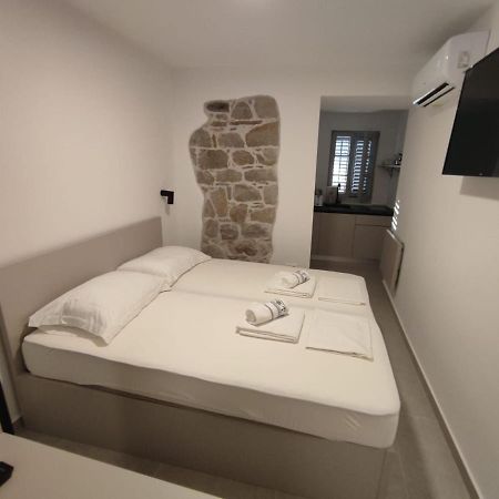 Radunica Old Town - Studio Apartment 3 สปลิท ภายนอก รูปภาพ